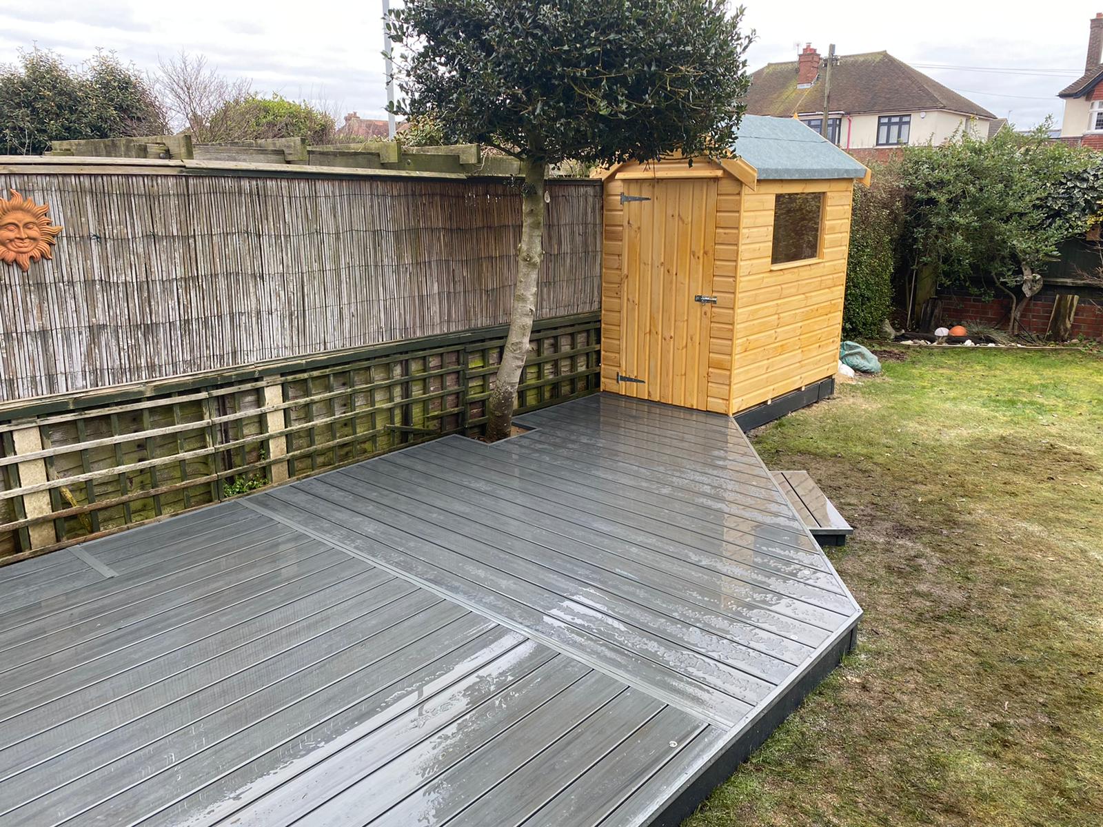 https://themayfieldgroup.co.uk/wp-content/uploads/2021/04/bespoke-sheds-and-decking.jpg